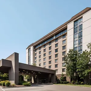 4* Hotel Embassy By Hilton Airport